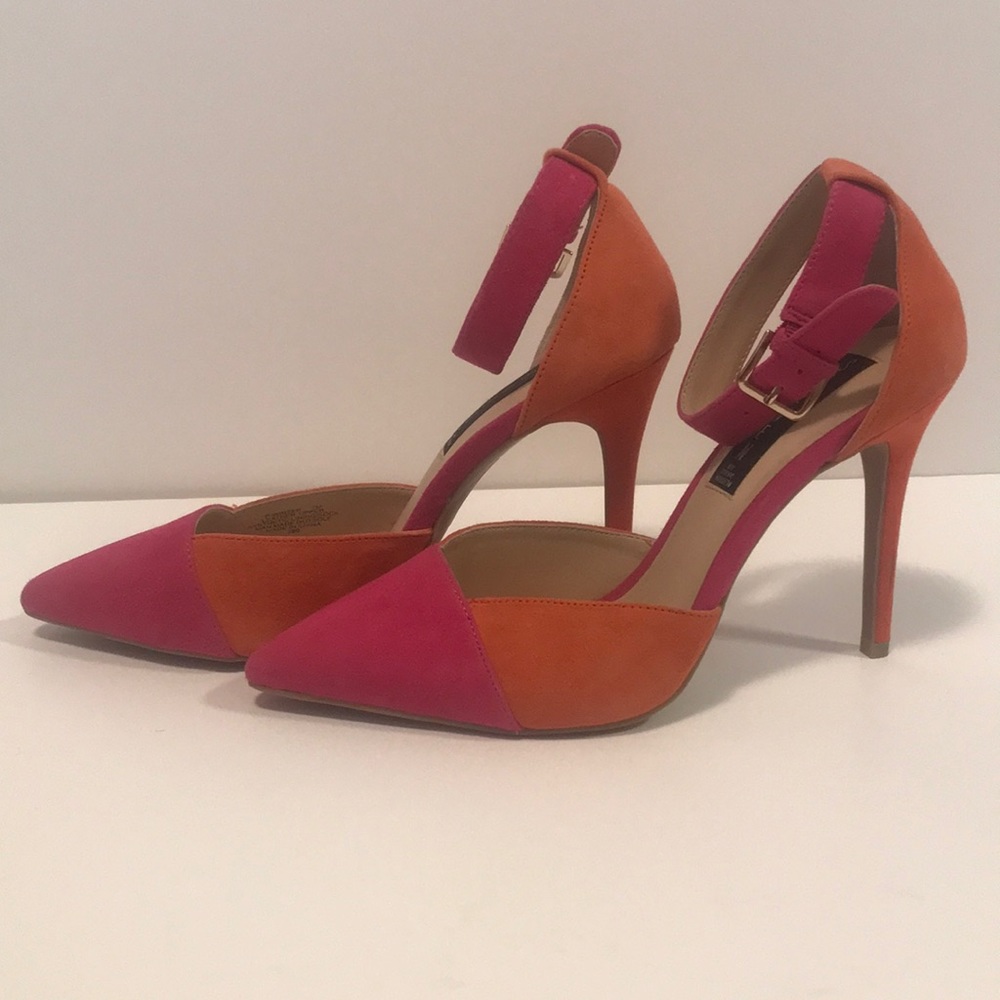 Steven by Steve Madden 2 color suede heels. Sz 7